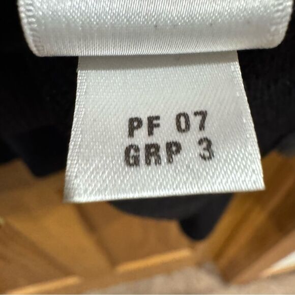 St. John Collection Black Santana Knit Blazer with Gold Trim – Size 12 - Picture 8 of 10